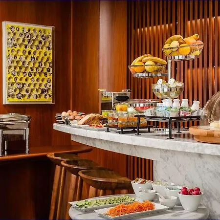 Hotel Du Ministere 4*