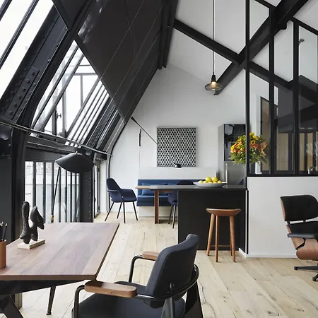 Du Ministere Ξενοδοχείο 4*