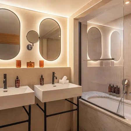 Hotel Maison Honnel 4*