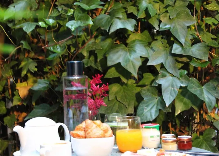 Hotel Du Ministère Parigi