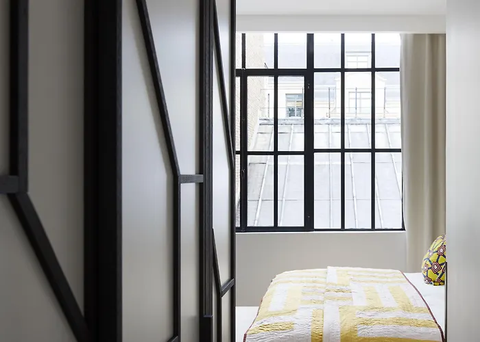 Du Ministère Parigi