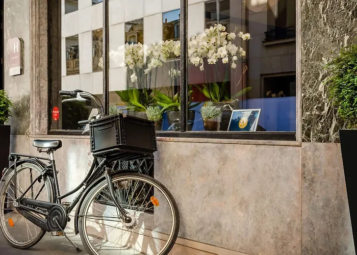 Hotel Du Ministère Parigi