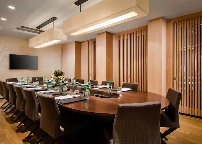 Hotel Du Ministère 4*