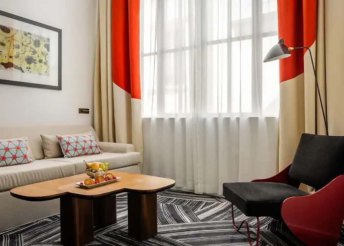 Hotel Du Ministère 4*