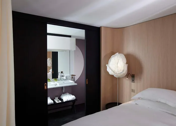 Hotel Du Ministere París